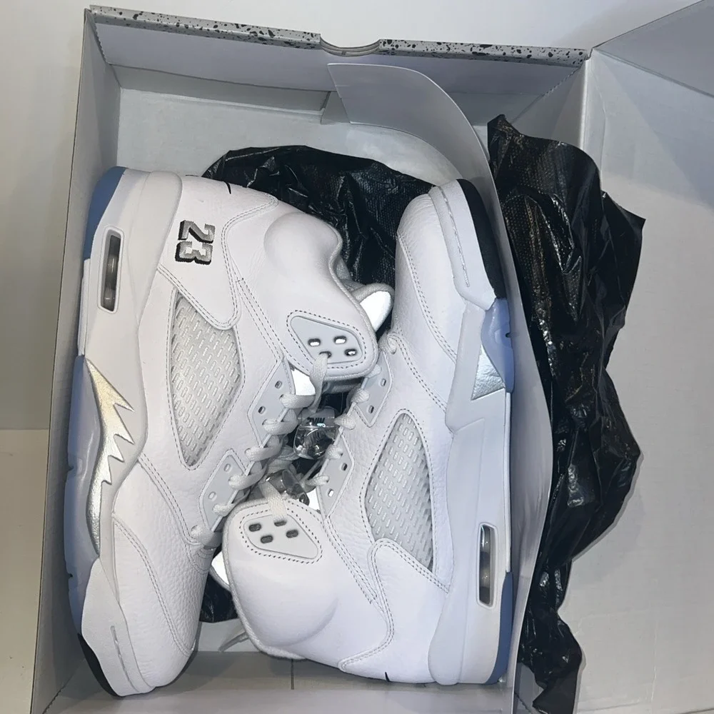 Size 9 - Air Jordan 5 Retro 2026 White Metallic